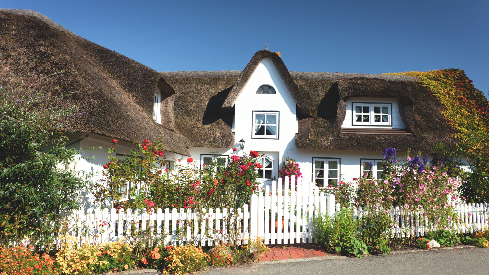 Traditionell friesisches Haus auf Föhr, eine der schönsten deutschen Inseln